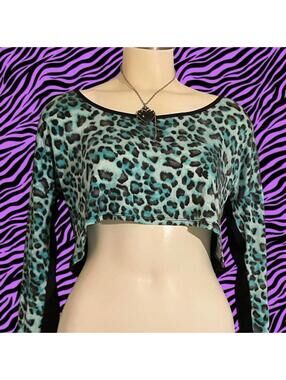 Too Fast Crop Top Leopard